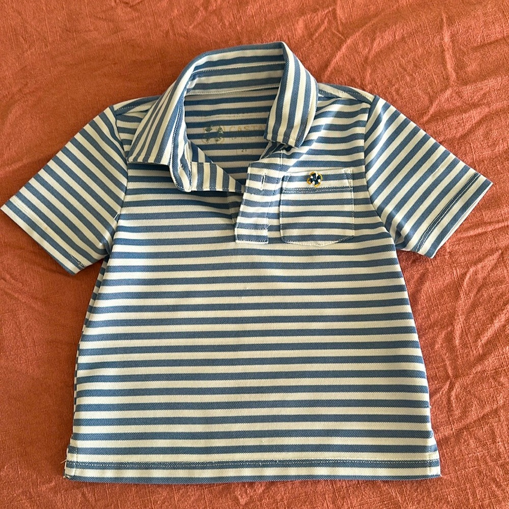 Good condition Castaway Clothing 2T polo.